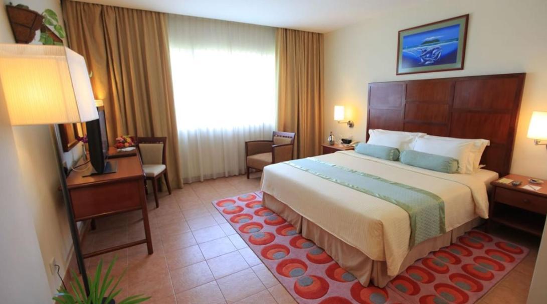 Hulhule Island Hotel Male Ngoại thất bức ảnh