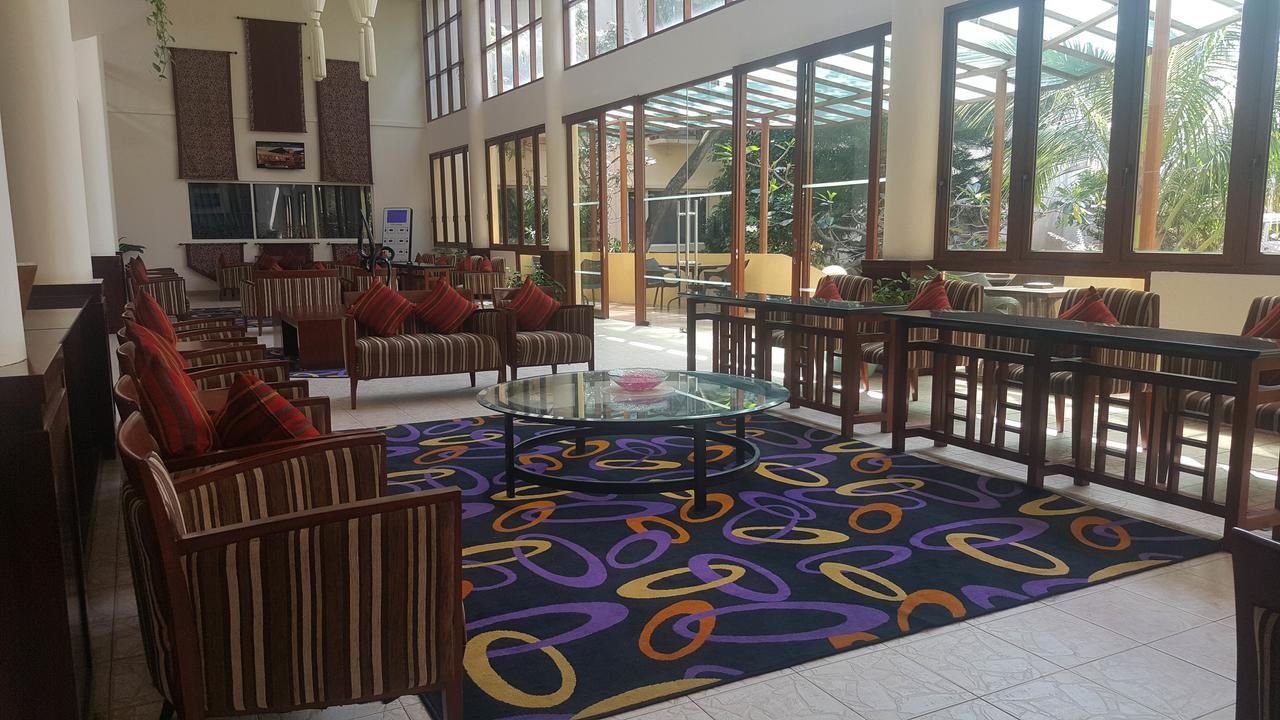 Hulhule Island Hotel Male Ngoại thất bức ảnh