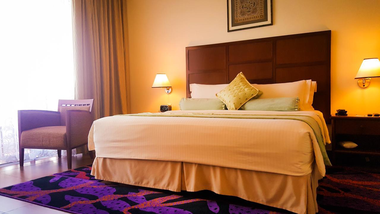 Hulhule Island Hotel Male Ngoại thất bức ảnh