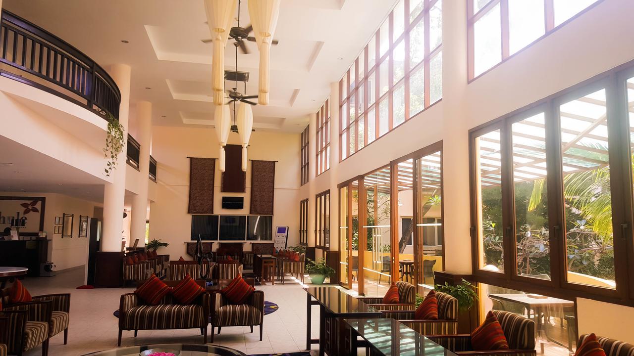 Hulhule Island Hotel Male Ngoại thất bức ảnh