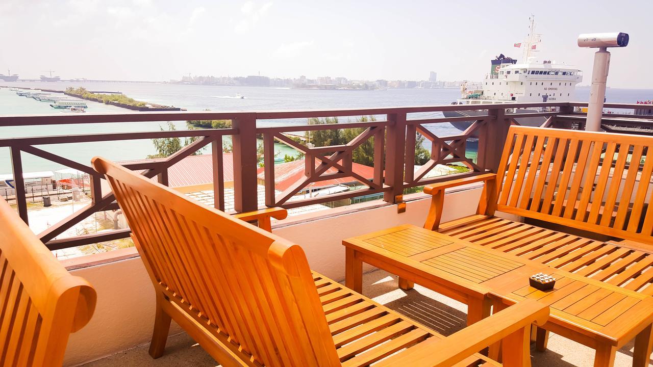 Hulhule Island Hotel Male Ngoại thất bức ảnh