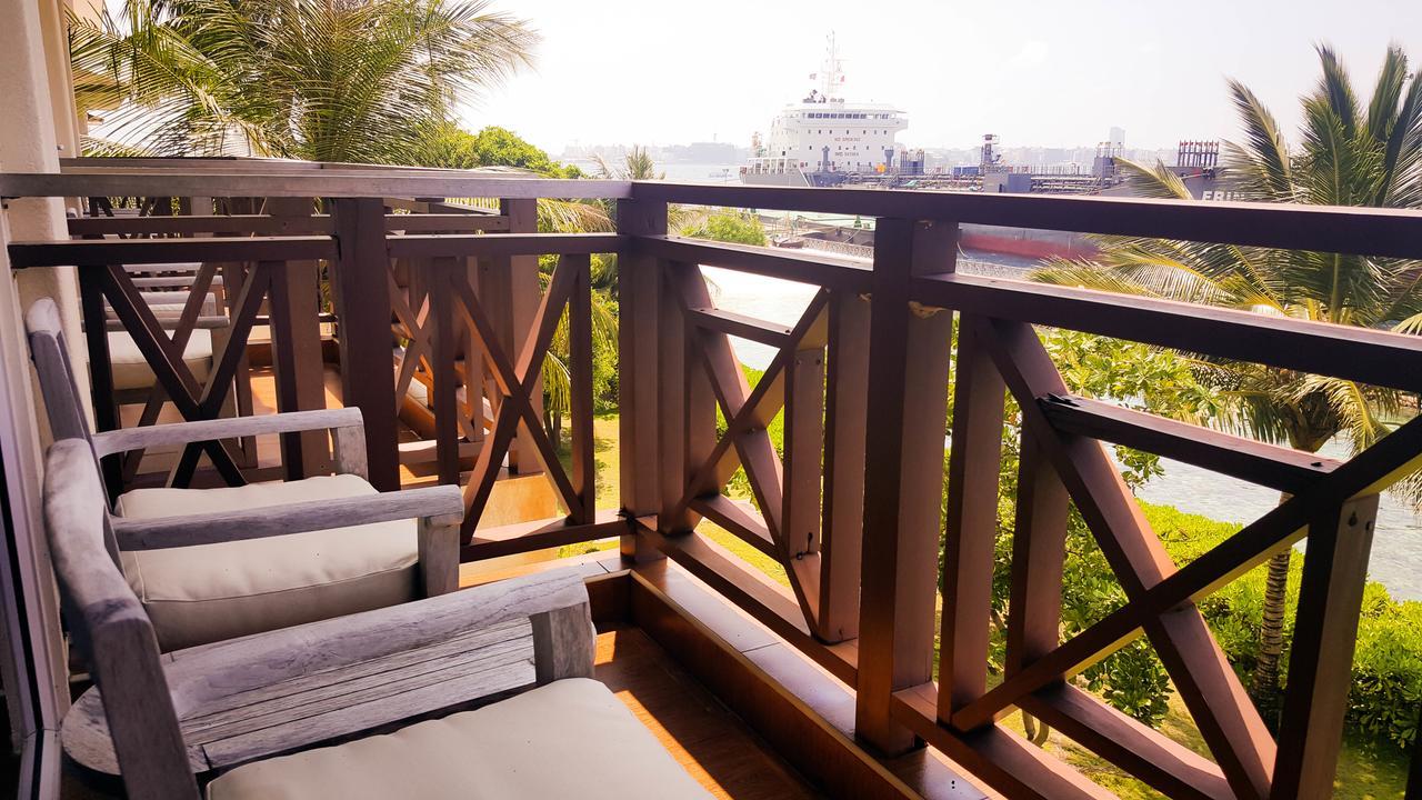 Hulhule Island Hotel Male Ngoại thất bức ảnh