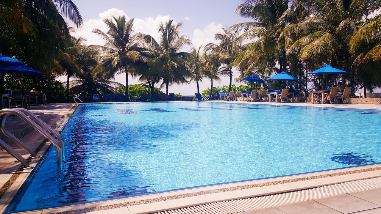 Hulhule Island Hotel Male Ngoại thất bức ảnh