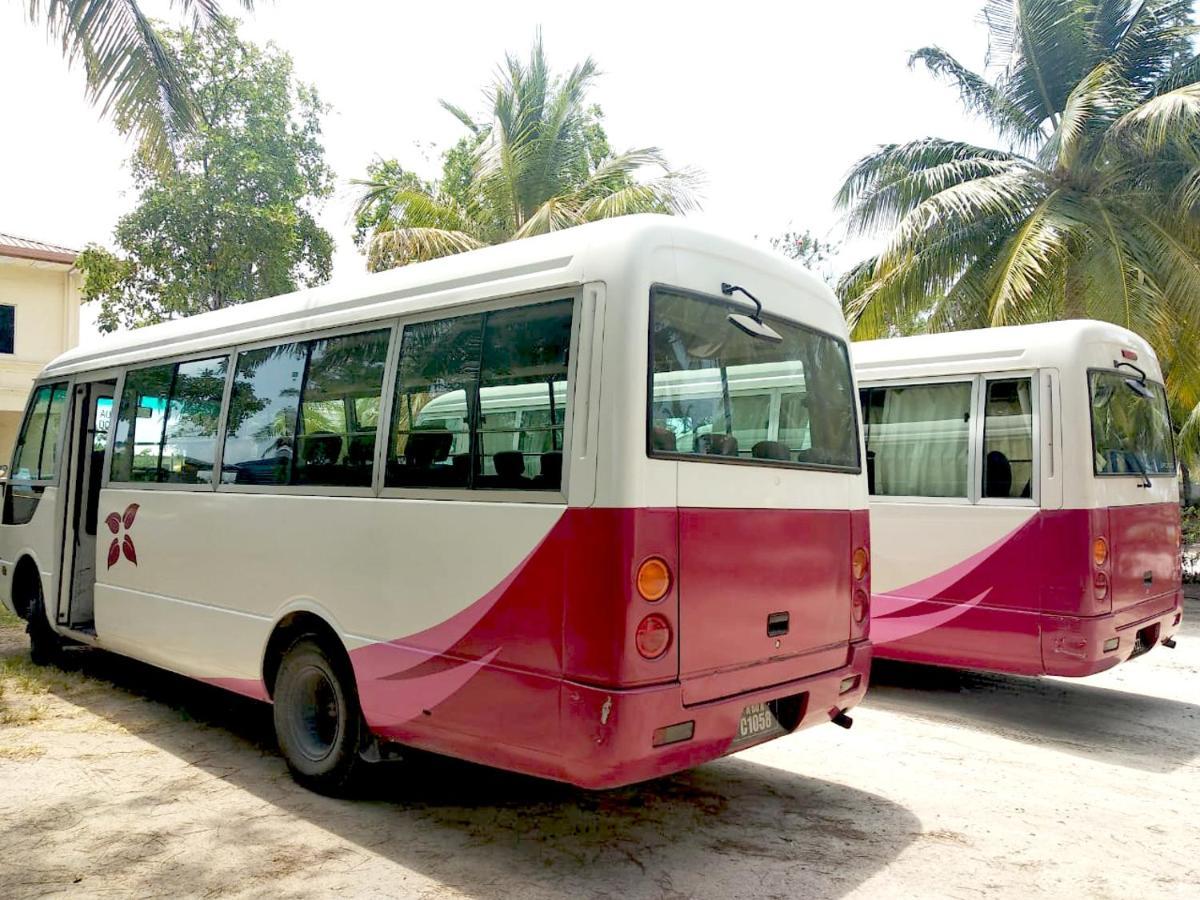Hulhule Island Hotel Male Ngoại thất bức ảnh